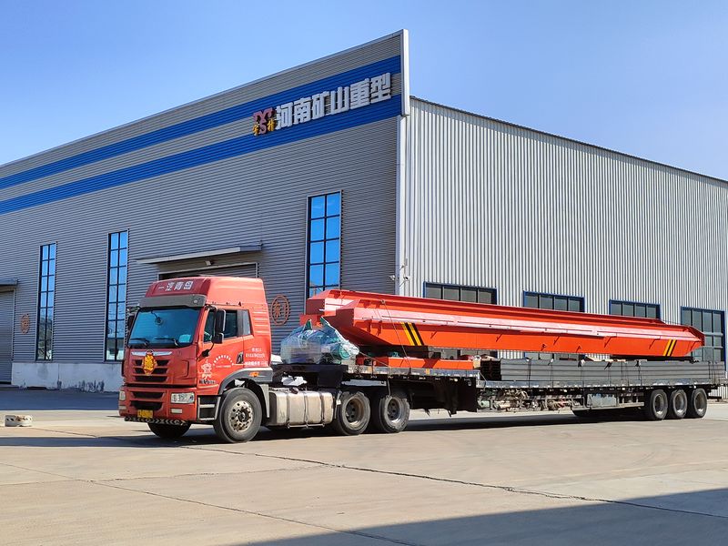 電動單梁起重機，LD20t-26.8m，4臺，發(fā)往石家莊交付客戶使用。